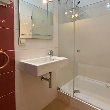 T2 350mt Da 1e Apartament *