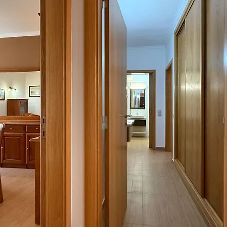 Apartamento T2 350mt Da 1e *